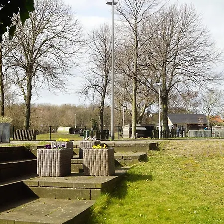 Have A Stay! - Souterrain The Freesia