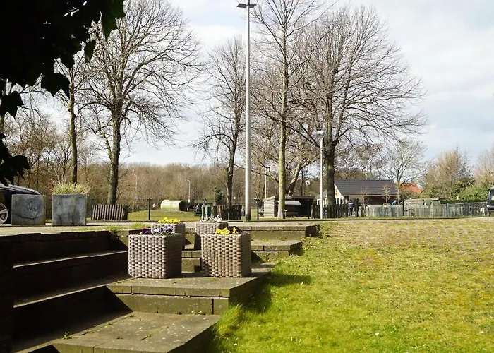 Have A Stay! - Souterrain The Freesia