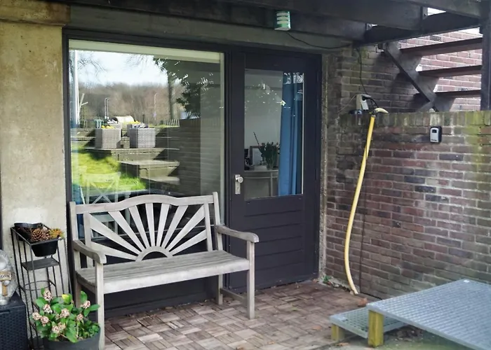 Have A Stay! - Souterrain The Freesia Apartment